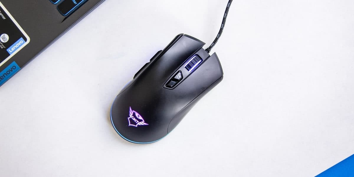 Design e Construção do Trust GXT 900 QUDOS